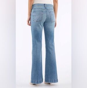 NWOT 7 For All Mankind Dojo Lightwash